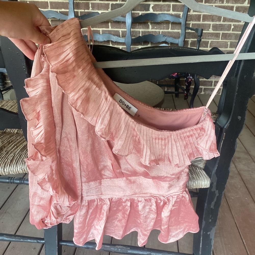 PINK ONE SHOULDER SHIRT